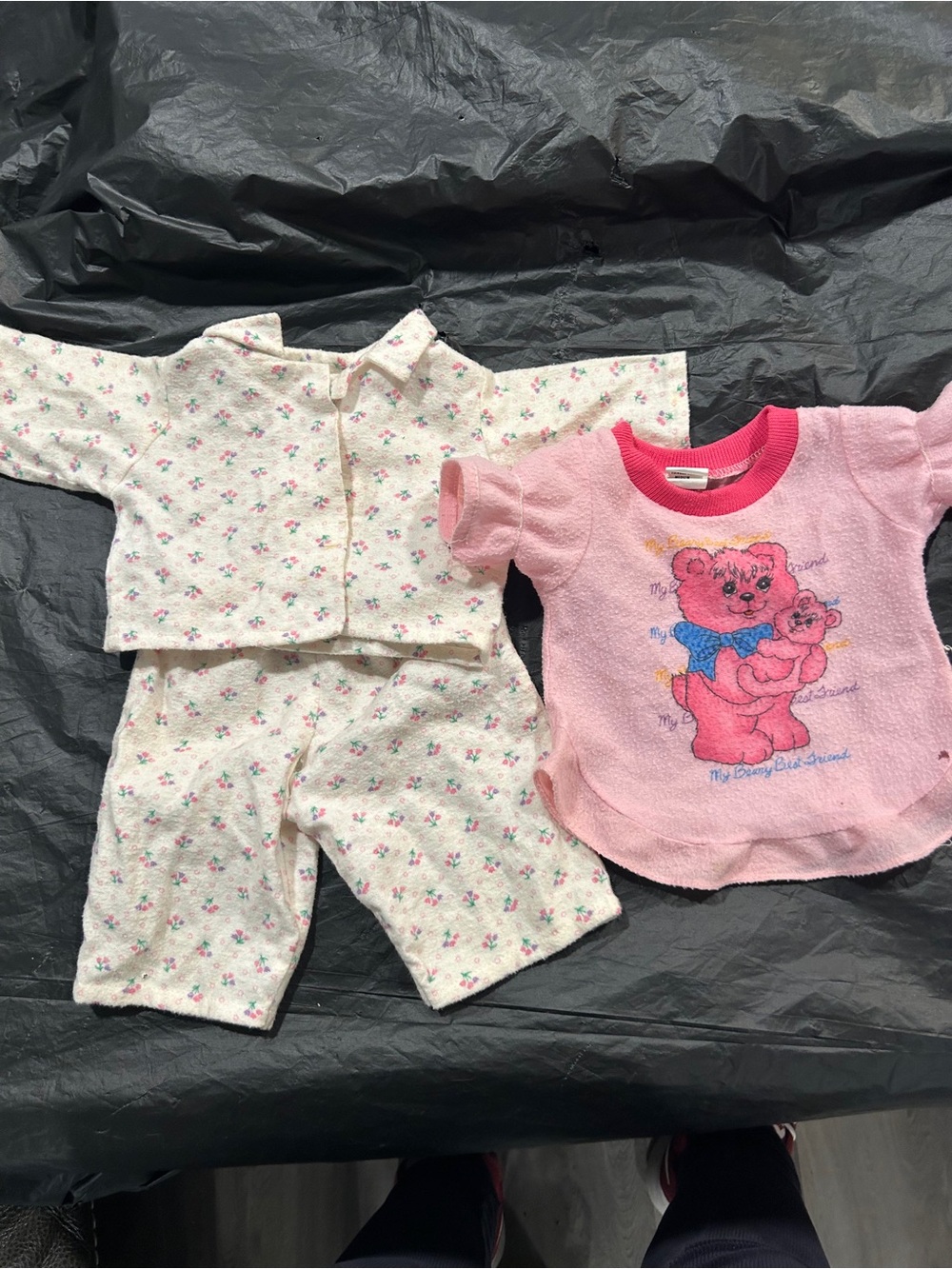 Pink Bear Graphic Short-Sleeve Pajama Top & Floral Two-Piece Set for 18 Dolls